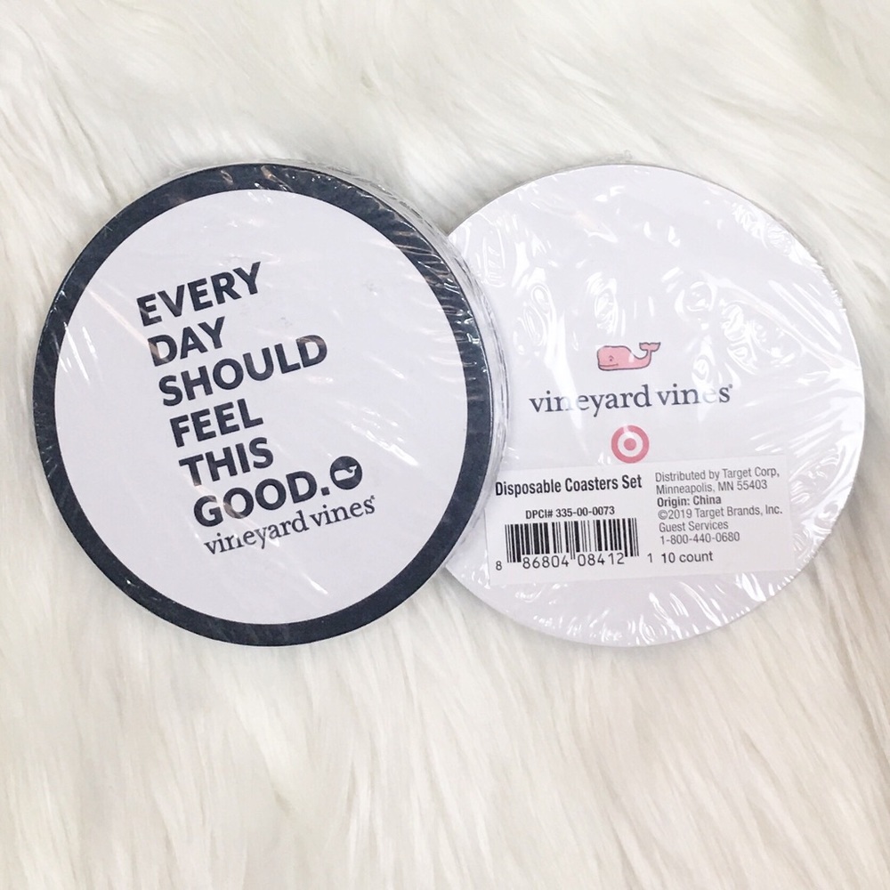 ⤵️$16 Lot of 20 Vineyard Vines Disposable Coasters